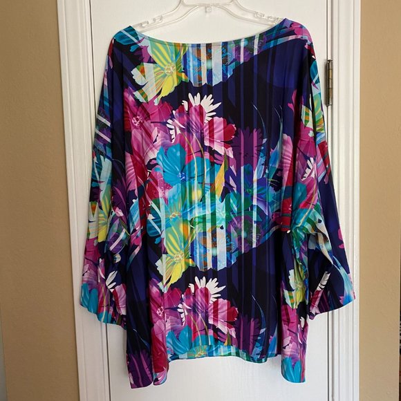 soft surroundings floral tunic top - Picture 4 of 4